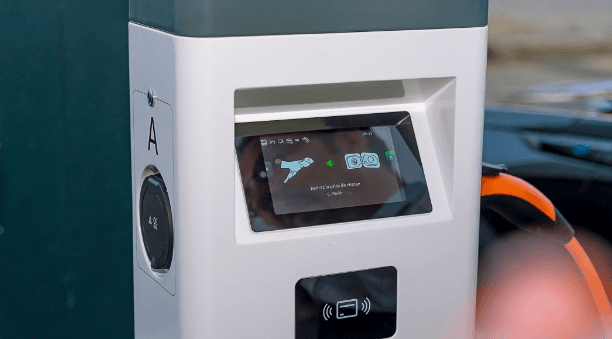 Véhicules électriques : Enko Capital investit dans EV.Tech en Côte d’Ivoire
