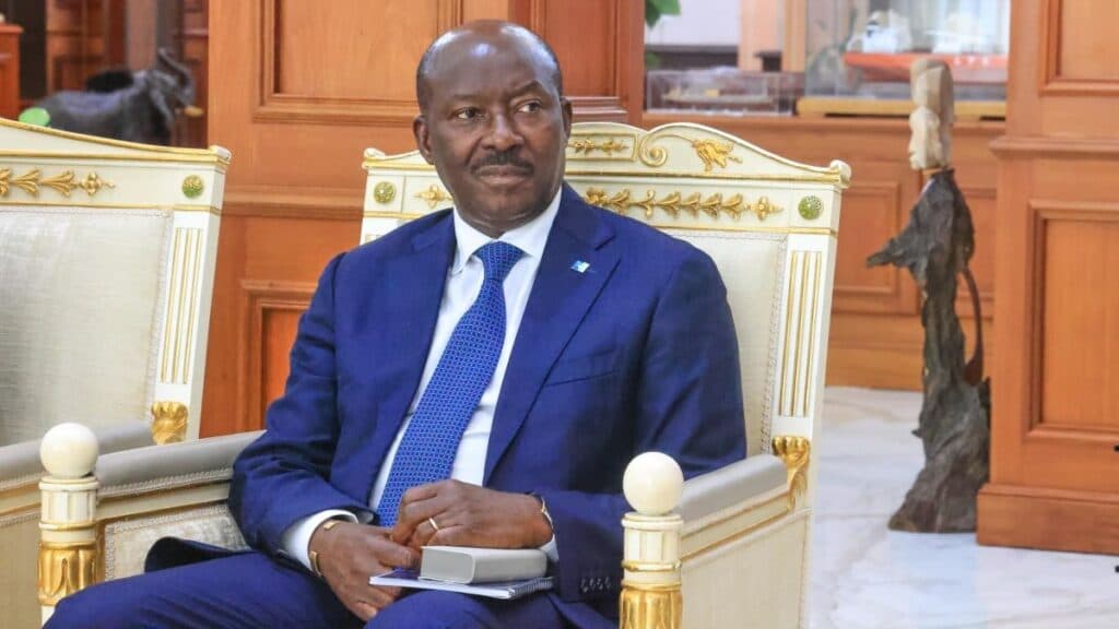 Gabon : le Parlement réduit de 13% le budget 2026 porté à 6 358,2 milliards FCFA